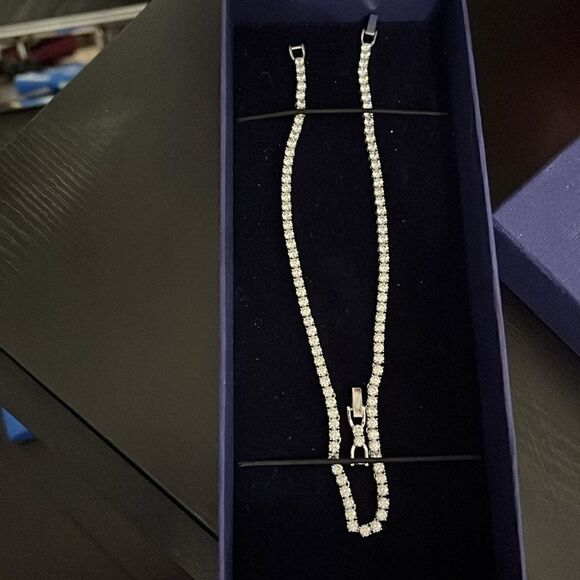 Swarovski necklace  - Picture 1 of 7